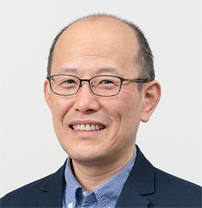 石川 靖彦先生の写真